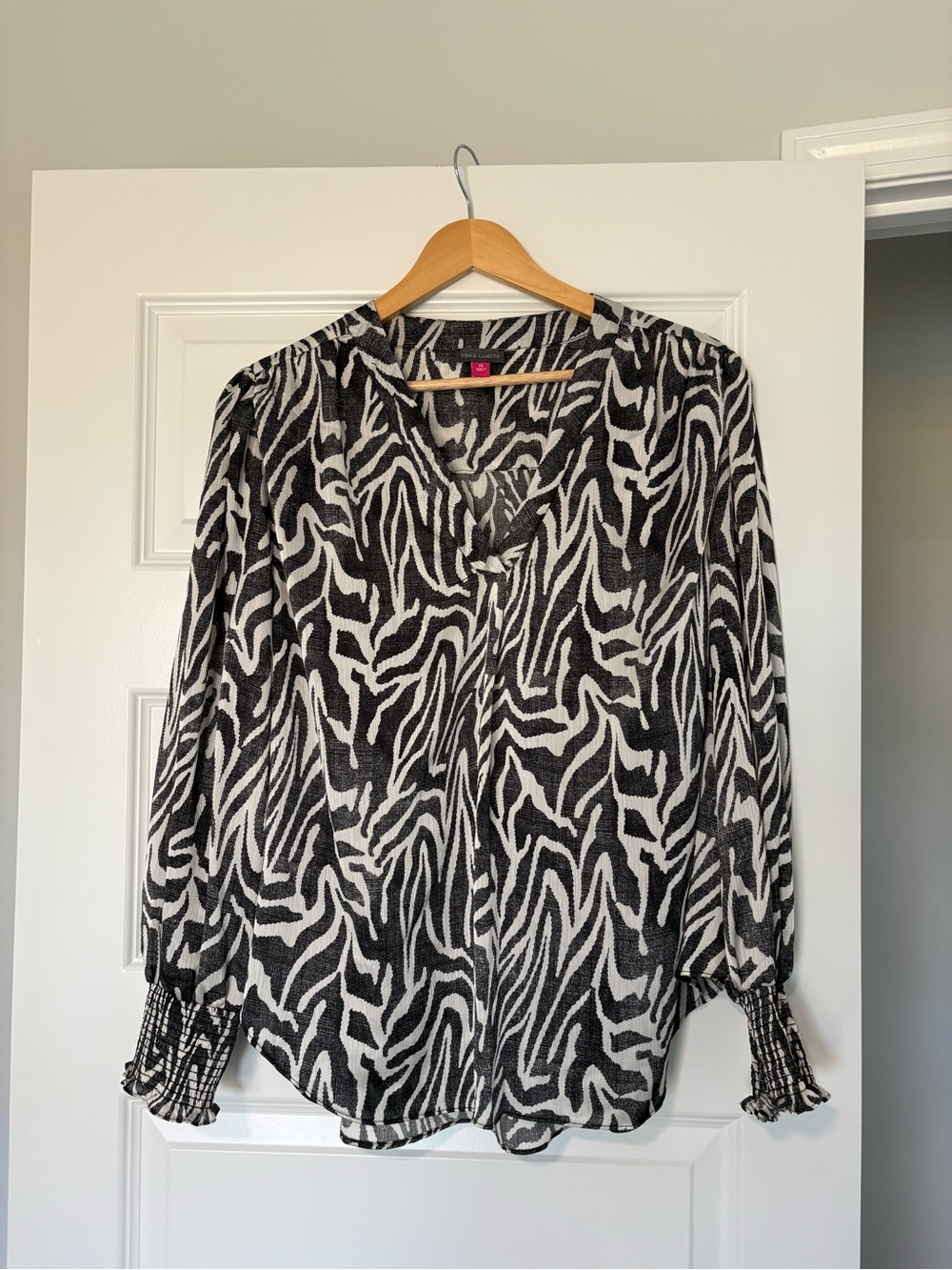 NWOT Vince Camuto Shirt Plus Size Animal Print Long Sleeve Office Chic Size 2X